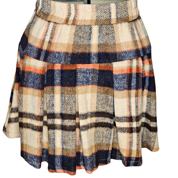 Woman's Y2K inspired Navy and beige pleated plaid print side zip mini skirt S - Picture 6 of 10